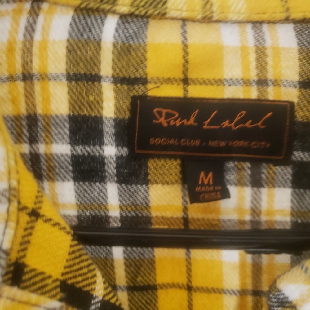 Yellow button down shirt - Picture 2 of 3